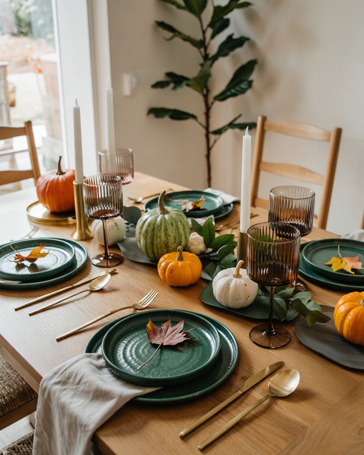 Table d'automne vert sapin